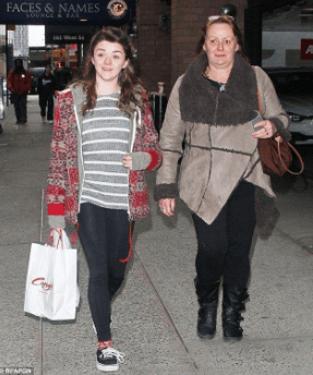 Hilary Pitt Frances Moments With Daughter Maisie Williams